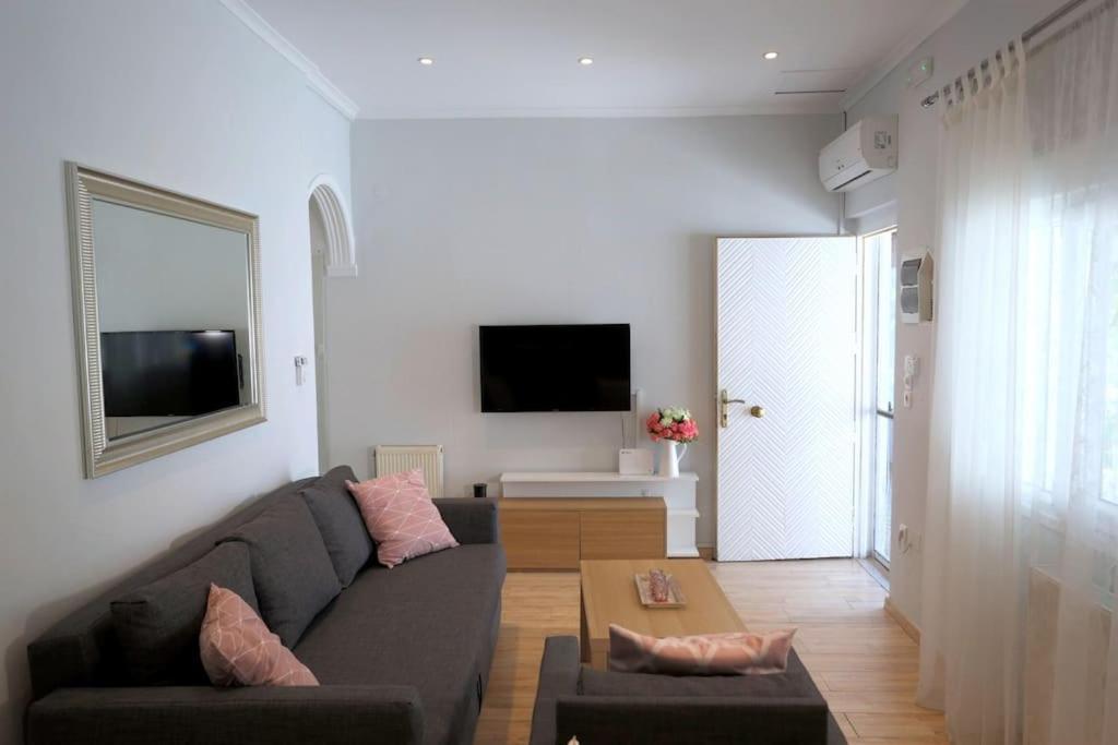 Stamatis Apartment Агиос-Георгиос Экстерьер фото